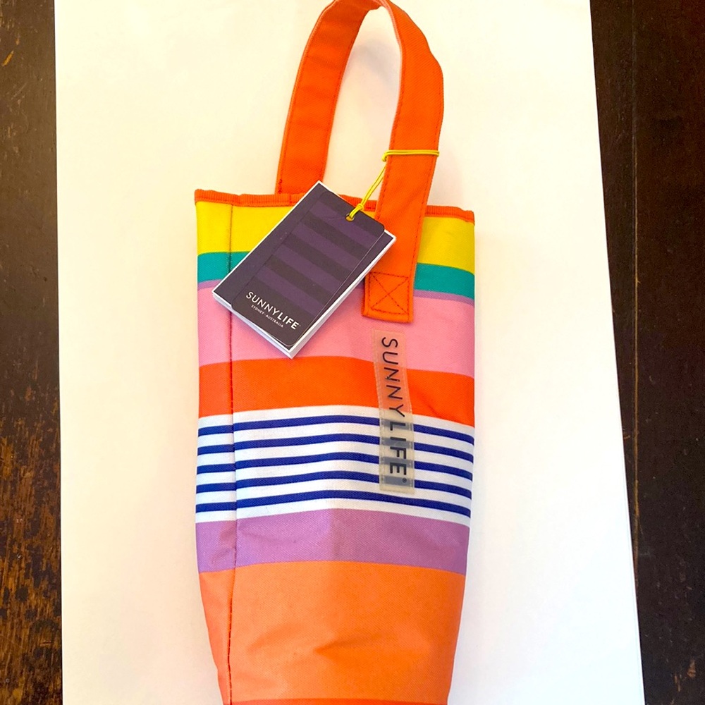 This is a brand new adorable cooler bag for whine or whatever like?